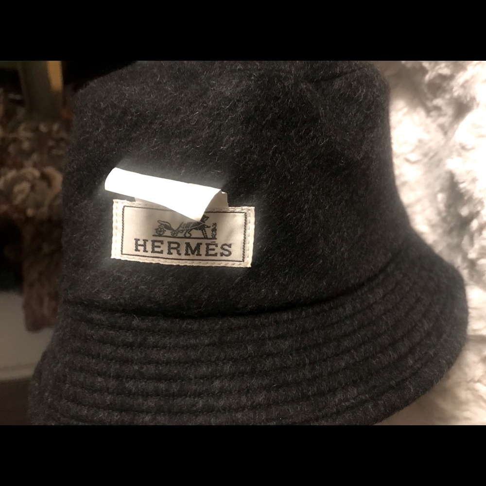 Hermès Authentic Reversible Cashmere Bucket Hat